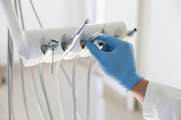 Professional Emergency Dentist technician working in Fairfax, OH